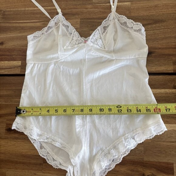 Vintage Bodychic Satin Babydoll Teddy Medium Made In USA Nylon Sexy Romantic - Picture 13 of 15